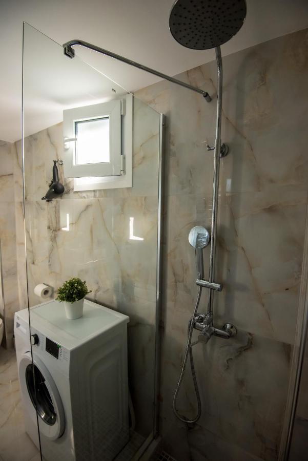 Olive 303 Apartment Peraía Екстериор снимка