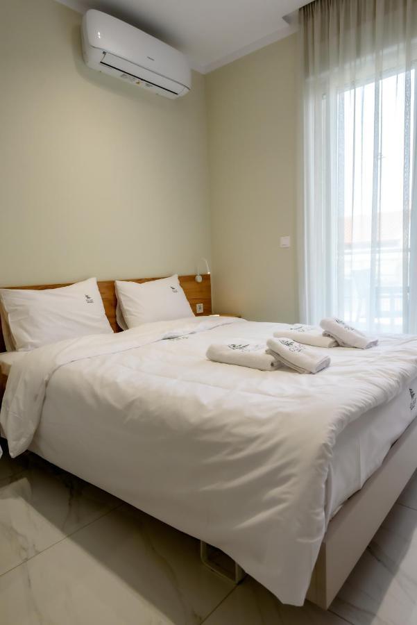 Olive 303 Apartment Peraía Екстериор снимка
